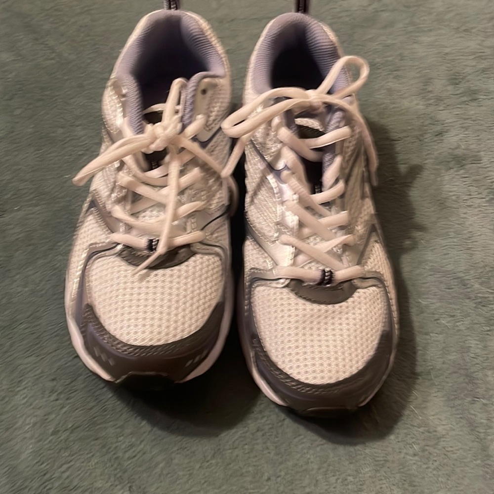 Champion performance fit shoes